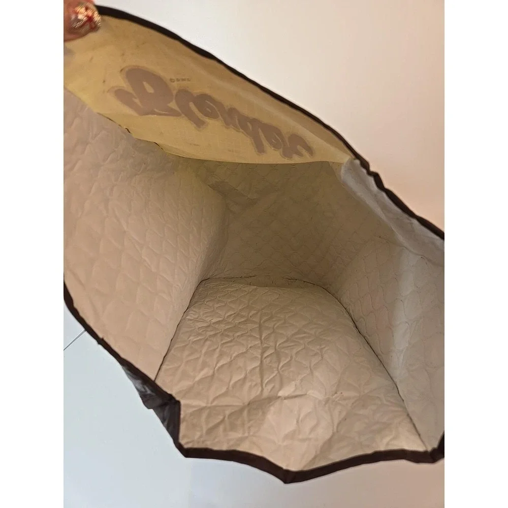 Vintage Kitchen Dora May Quilted Blender Cover Brown Tan 16 X 8 X 8 1/2
